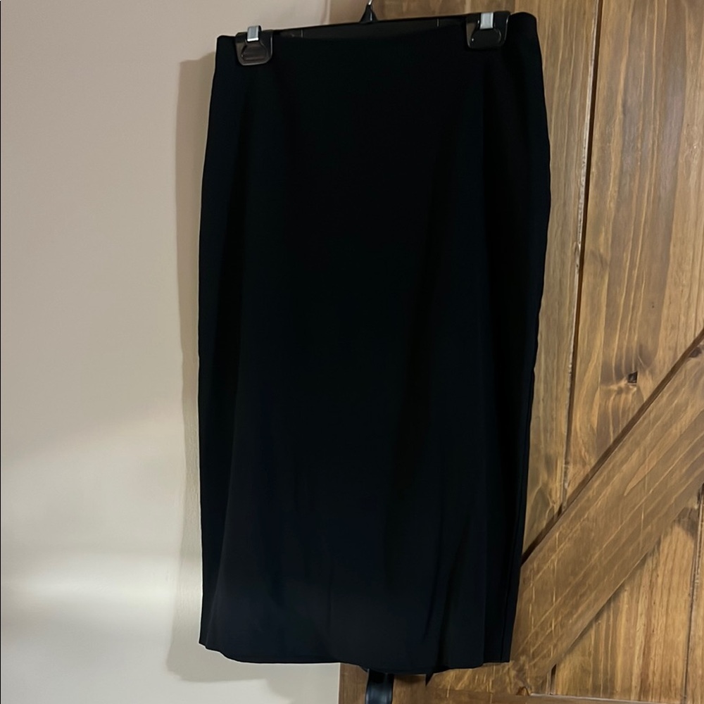 Elegant Black Women's Skirt